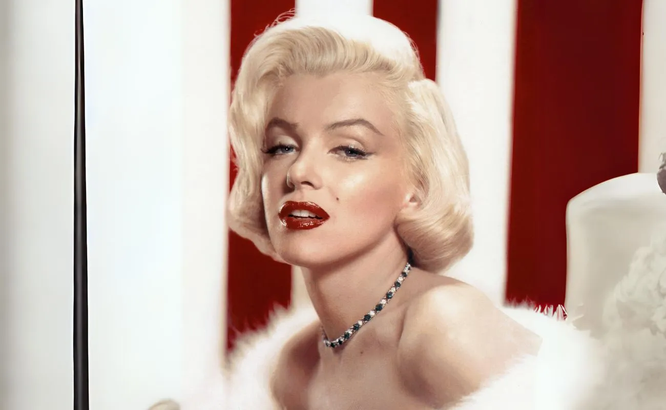 Marilyn Monroe Biography: A Legacy of Beauty